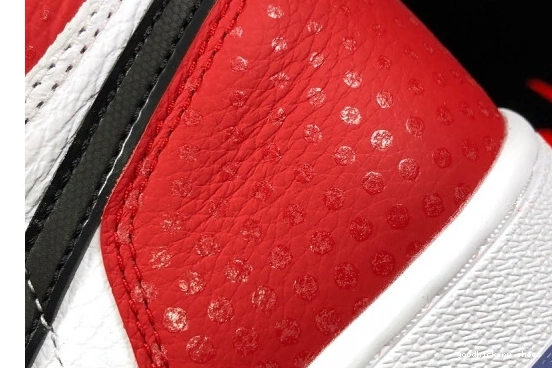 - (Toddler) AQ2665-602 'Spiderman' Retro OG HIGH 1 AQ2665-602 Jordan 0317